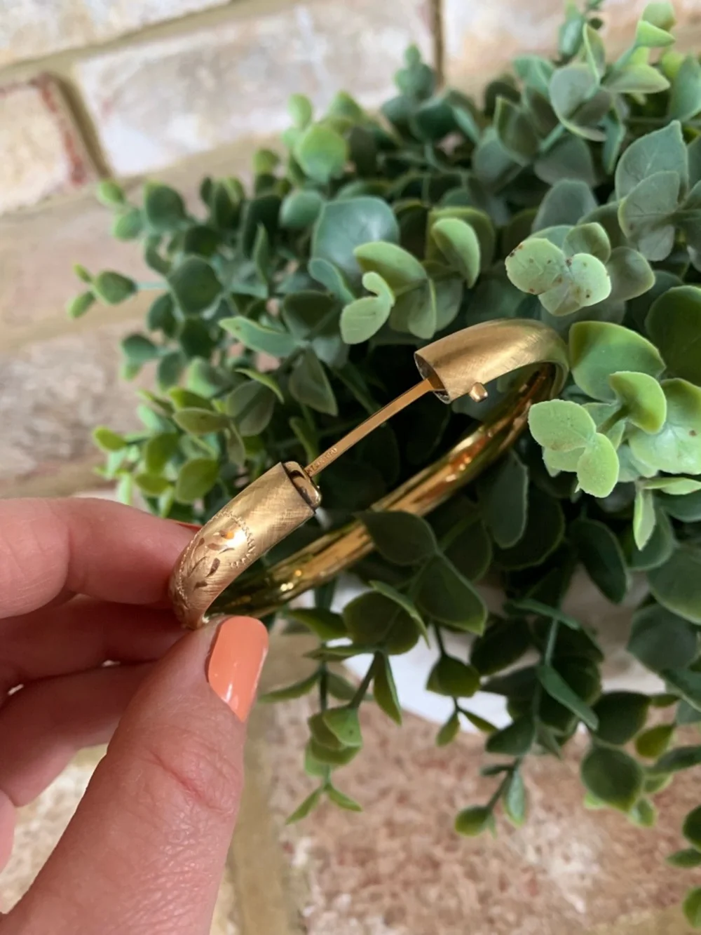 Vintage Gold Tone Floral Engraved Bracelet with Rose Accent